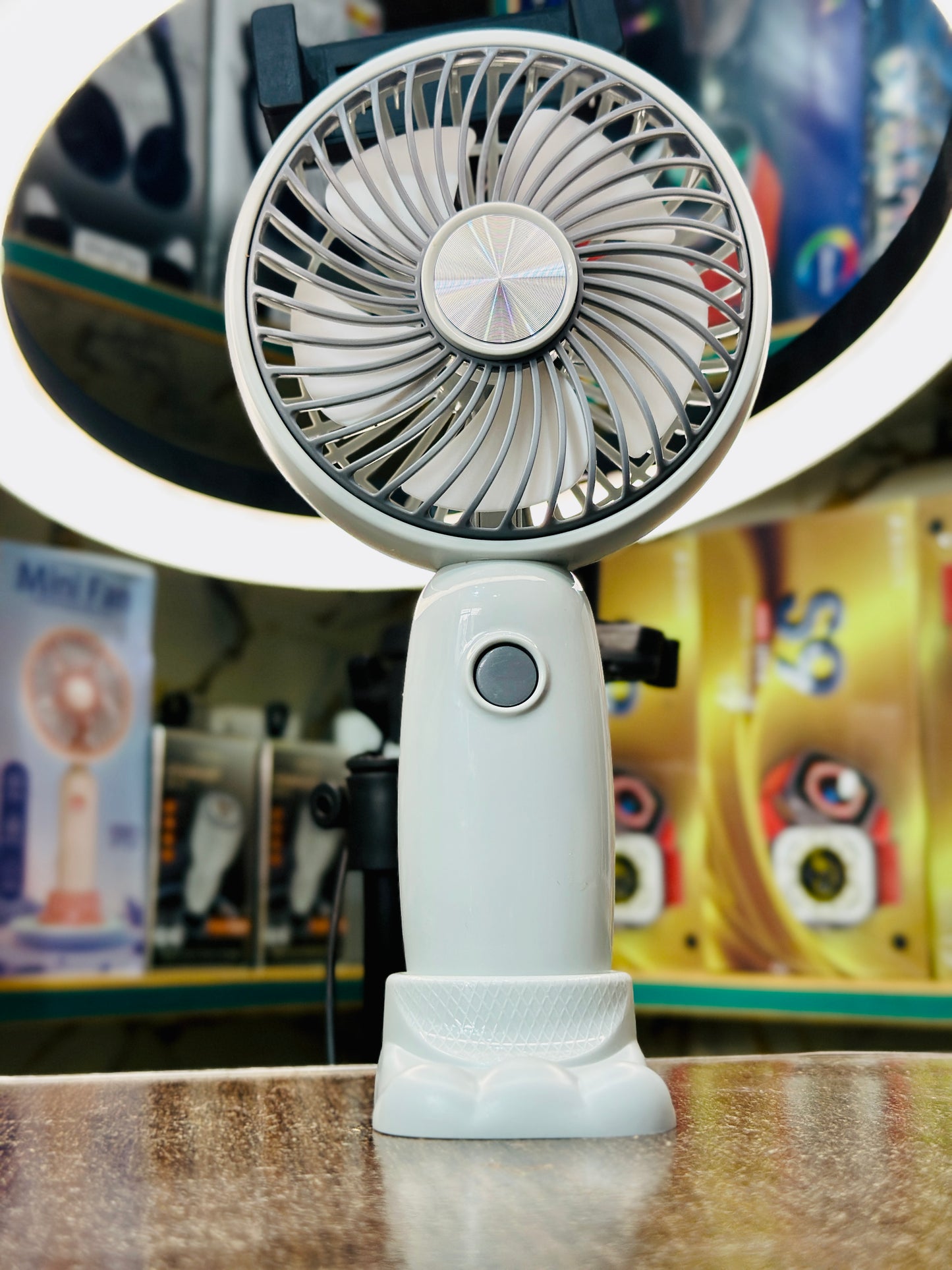 Portable Mini Desk Fan – 3-Speed USB Rechargeable Personal Fan, Quiet Operation & 180° Adjustable Head, Compact Cooling Fan for Home, Office, and Travel