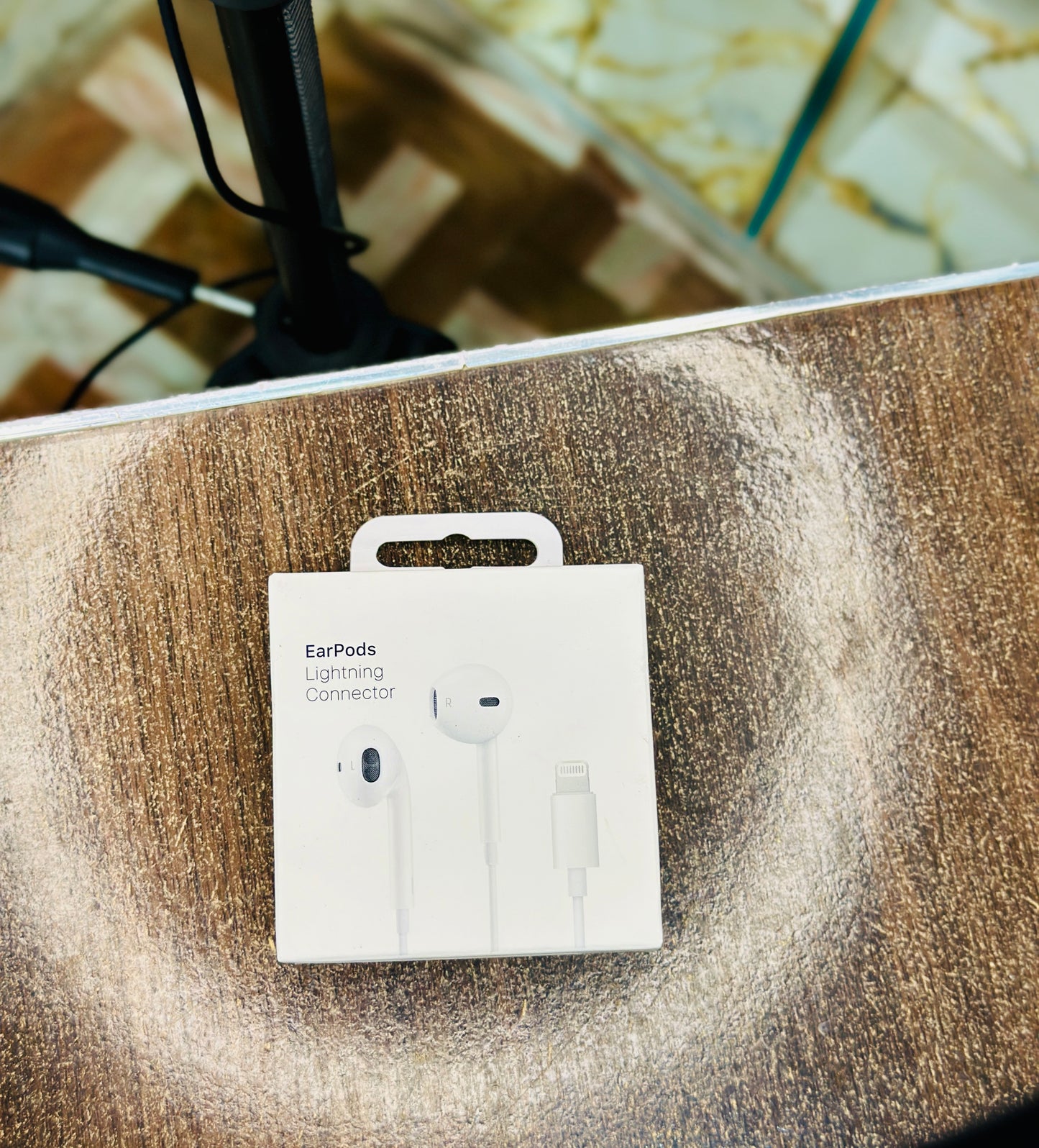 Apple AirPods with Lightning Charging - White